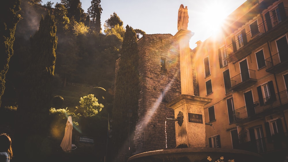 the sun shines through the windows of a building