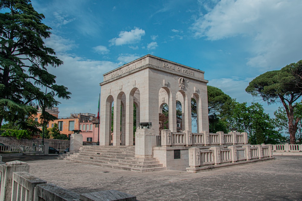 a monument in the middle of a park