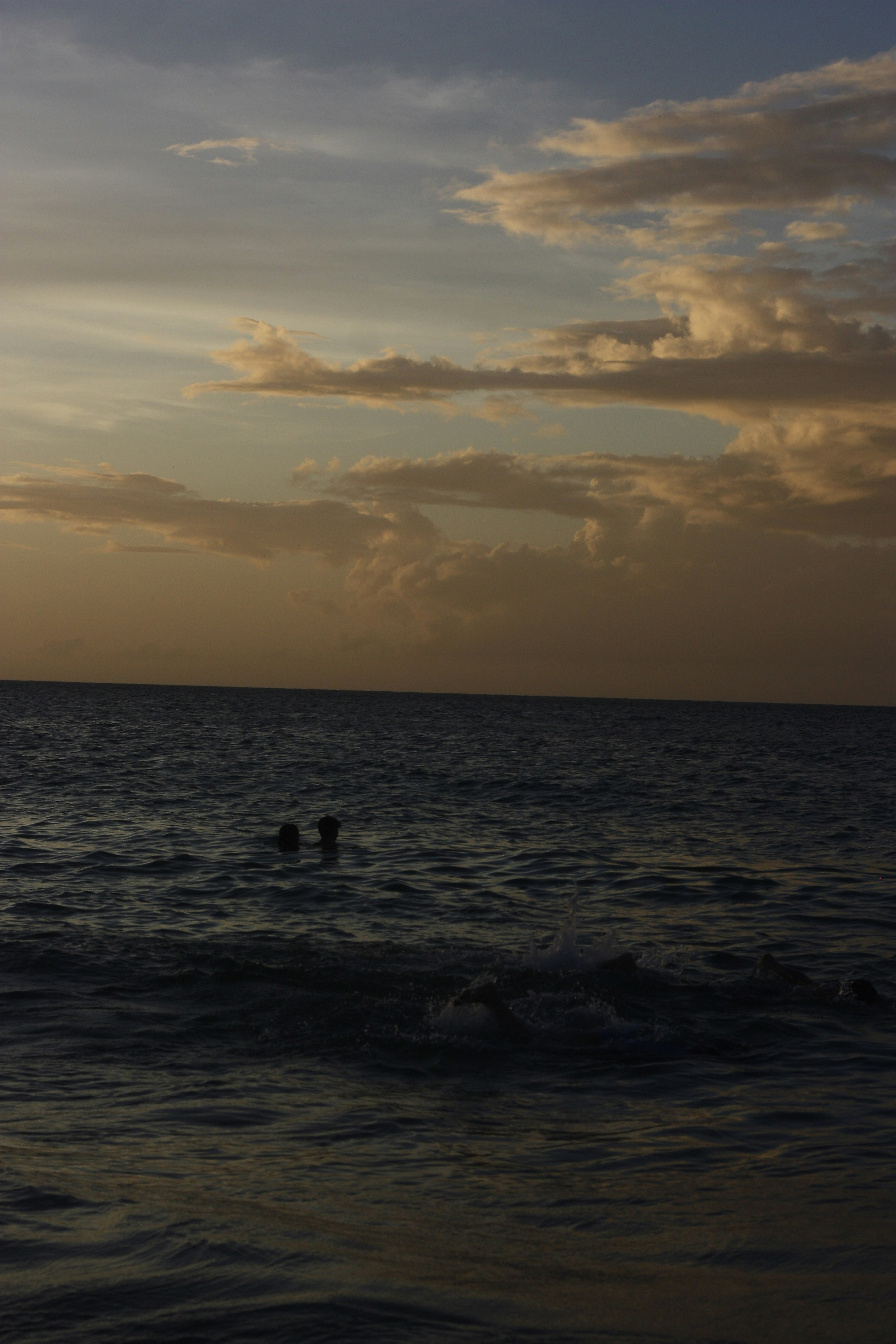 Photo by etiennejanylah