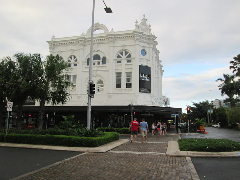 Best Walking Paths and Streets in Cairns to Explore on Foot