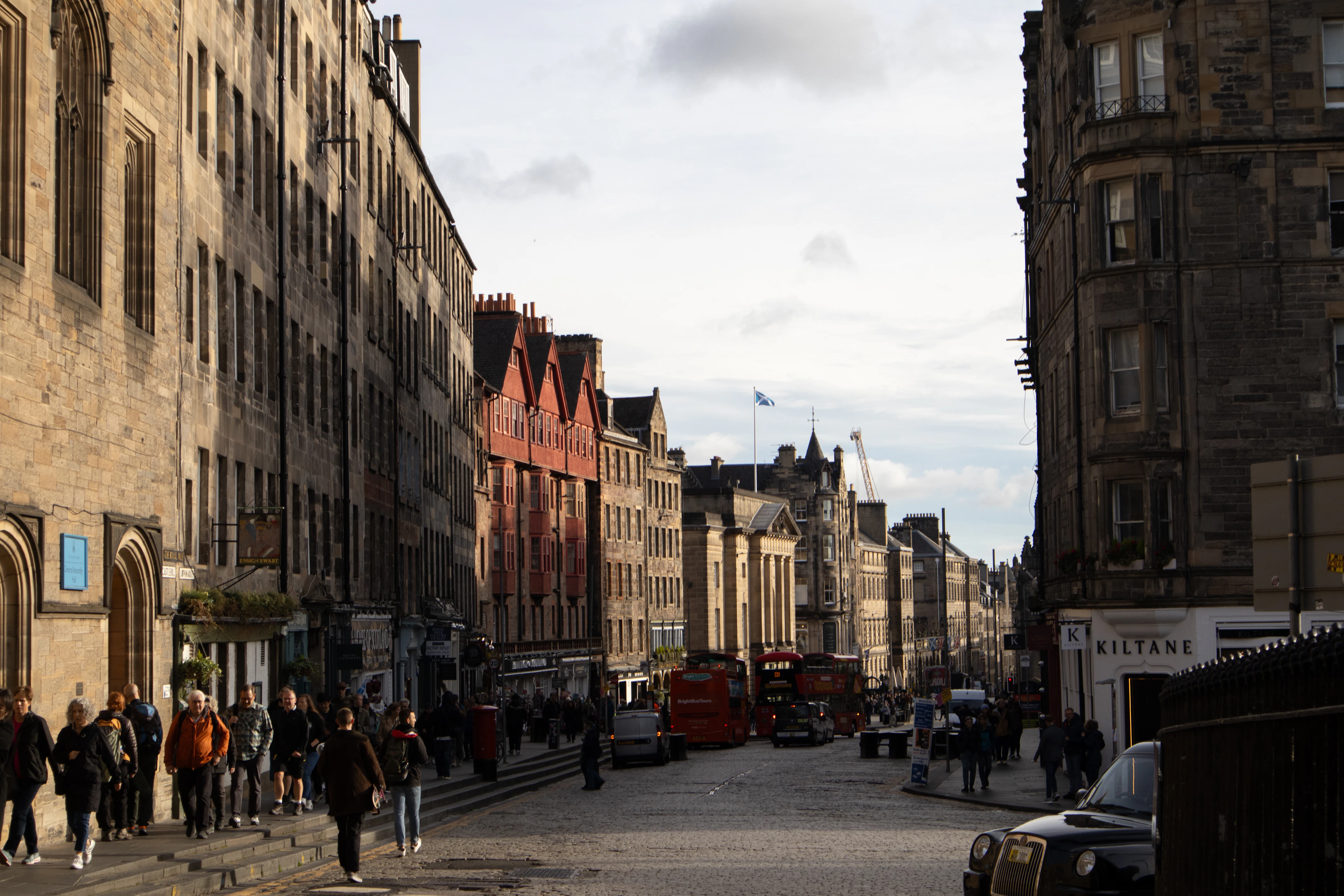 Edinburgh Travel Guide