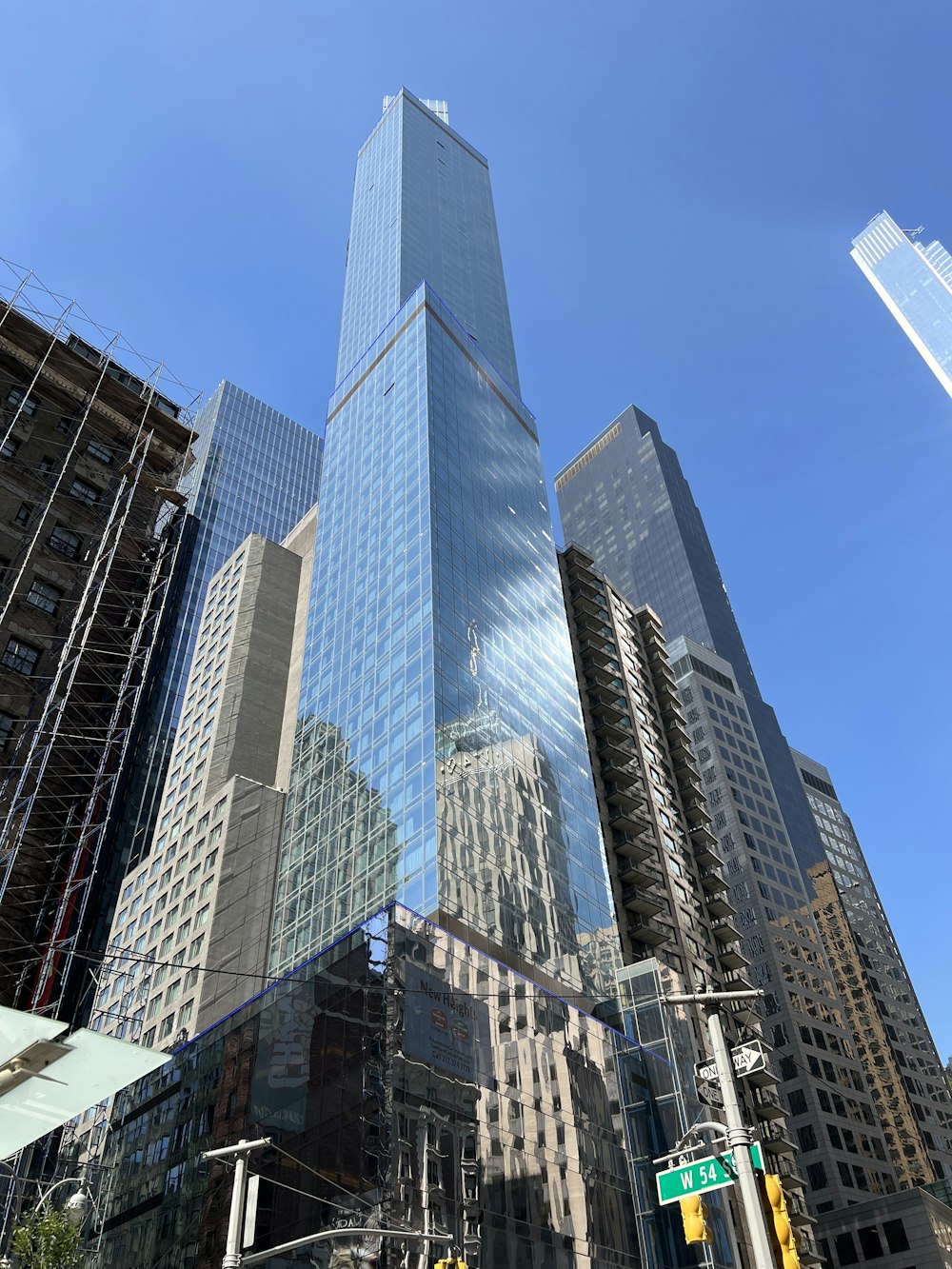 a large group of tall buildings in a city