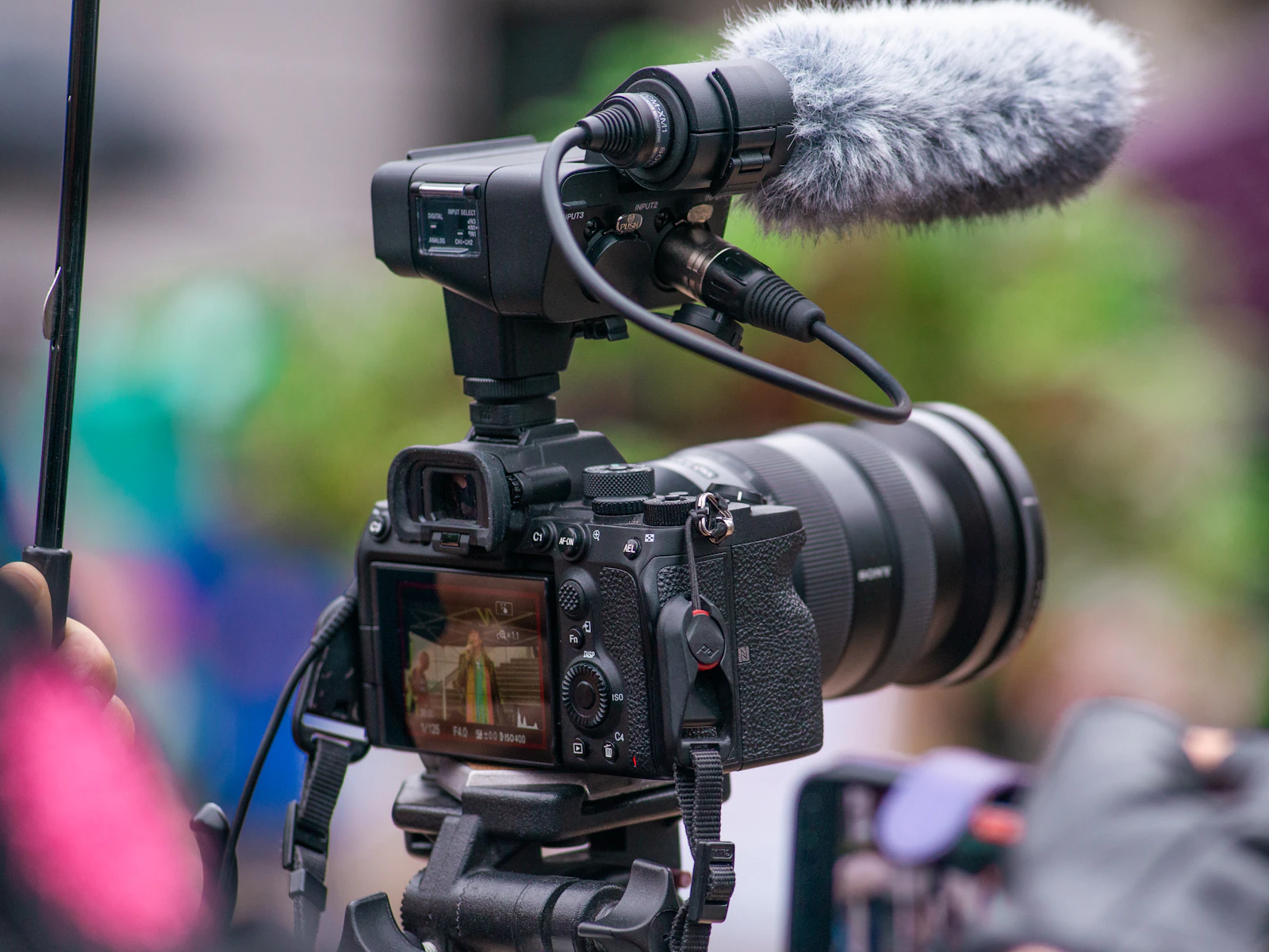 Rode Vlogger Kit Review: The Easiest Way to Sound Pro on Camera