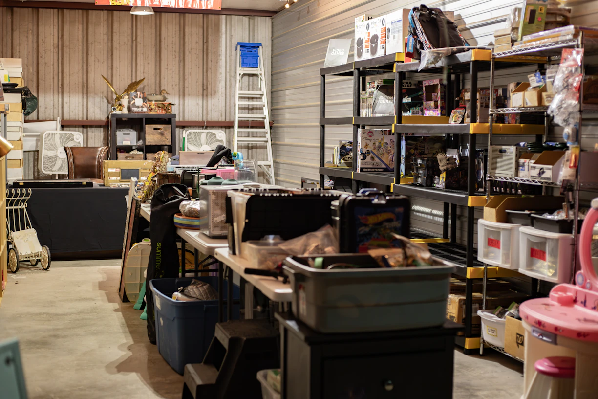 a room filled with lots of different types of items