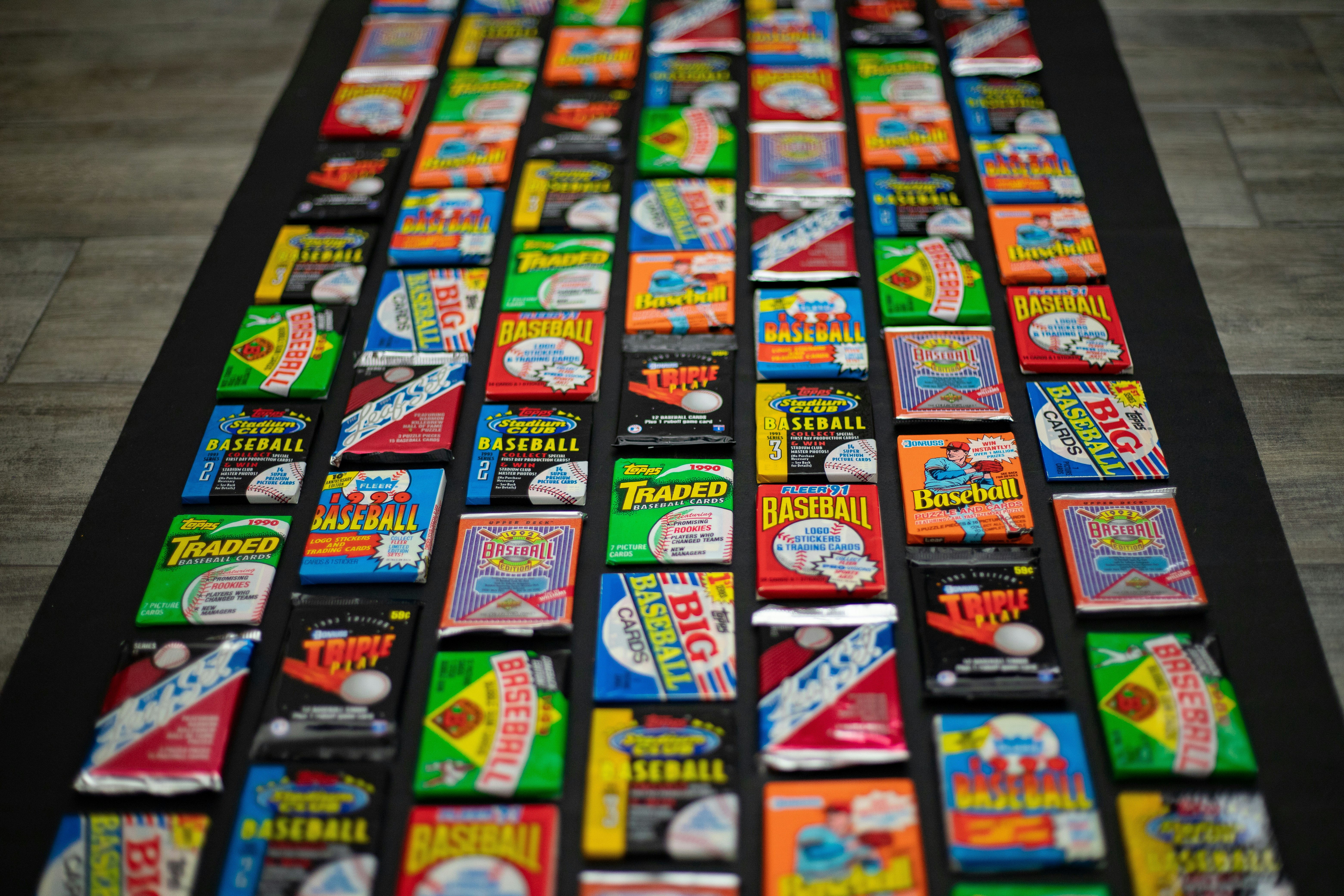 Логан Пол продає картку Pokémon за $16.5M, через кілька років після суперечки з приводу дробових NFT.