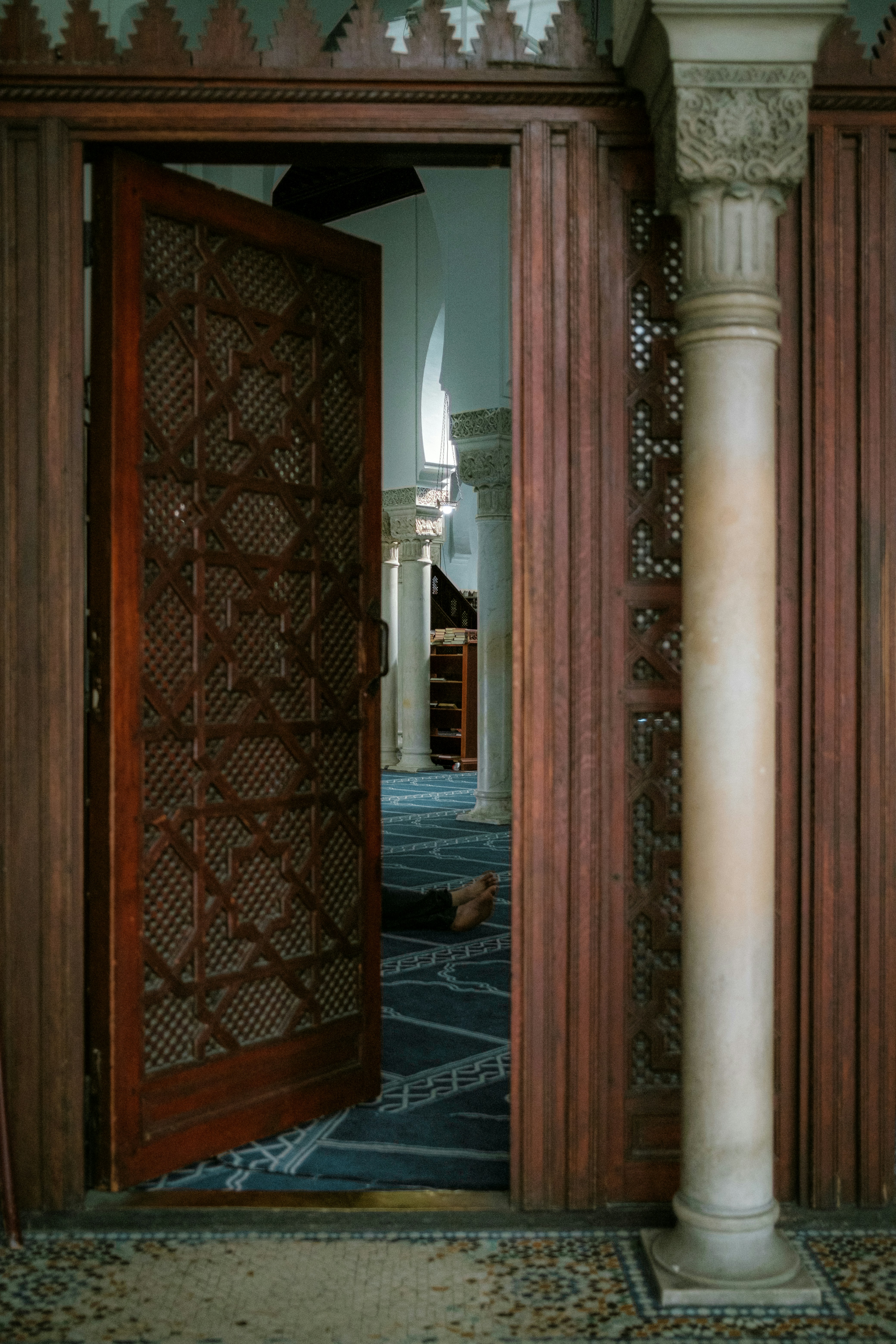 Photo by valentinlacoste