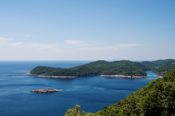 A scenic view of the islands in the Lagoa Azul.