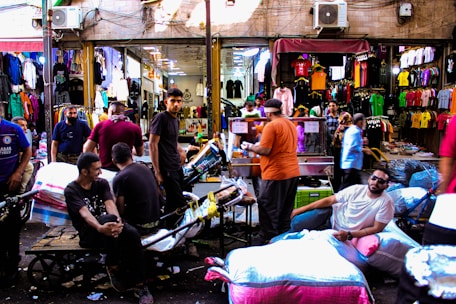 A vibrant marketplace in Tamil Nadu bustling with local vendors and customers.