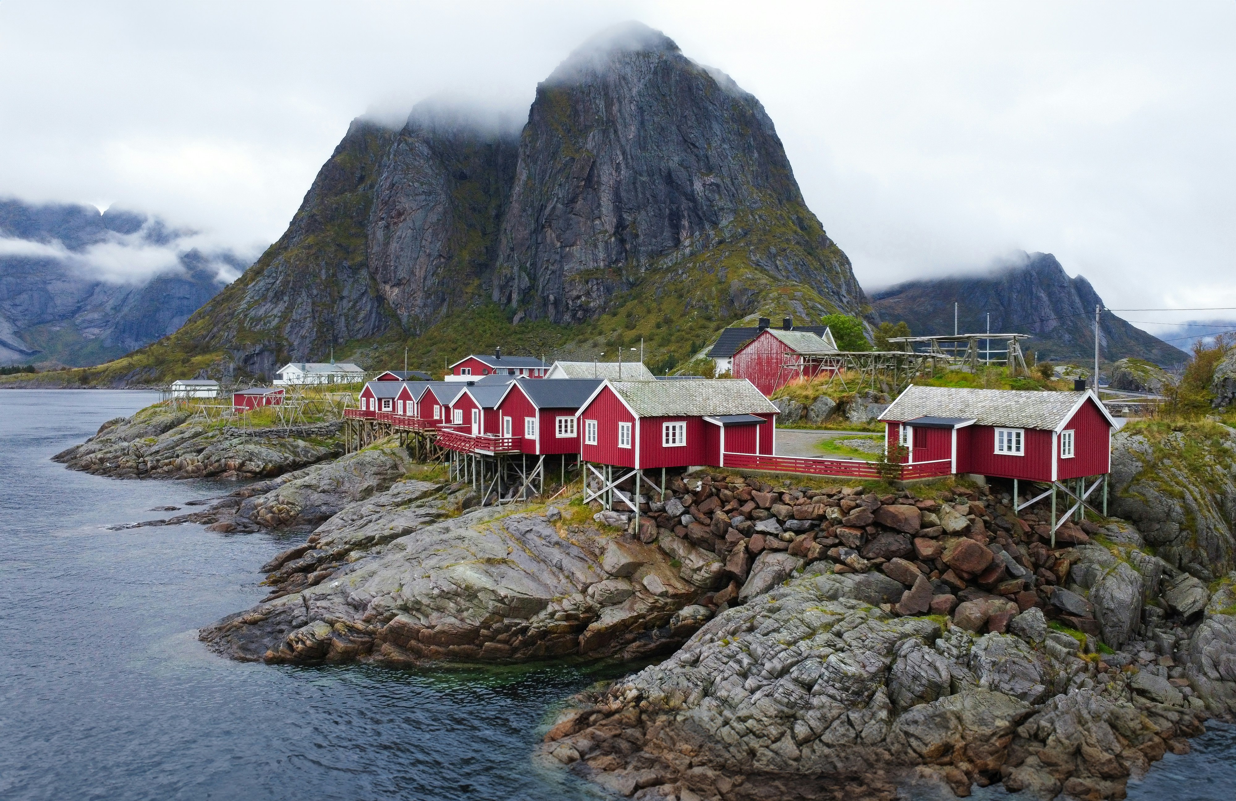 Photo by simonenolgo