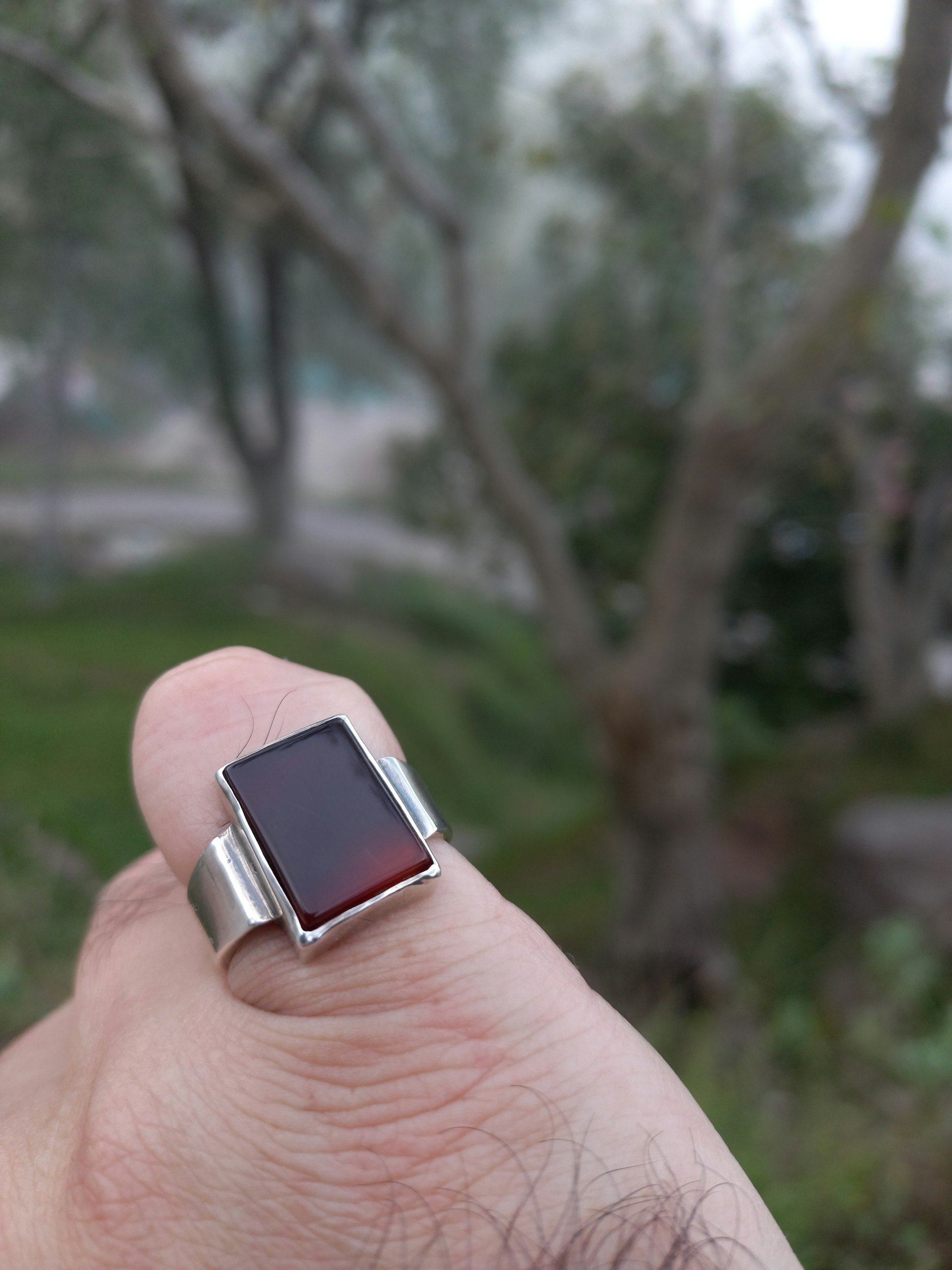 gray computer monitor