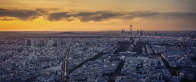 Aerial view of São Paulo cityscape at sunset, symbolizing the scope of investigations.