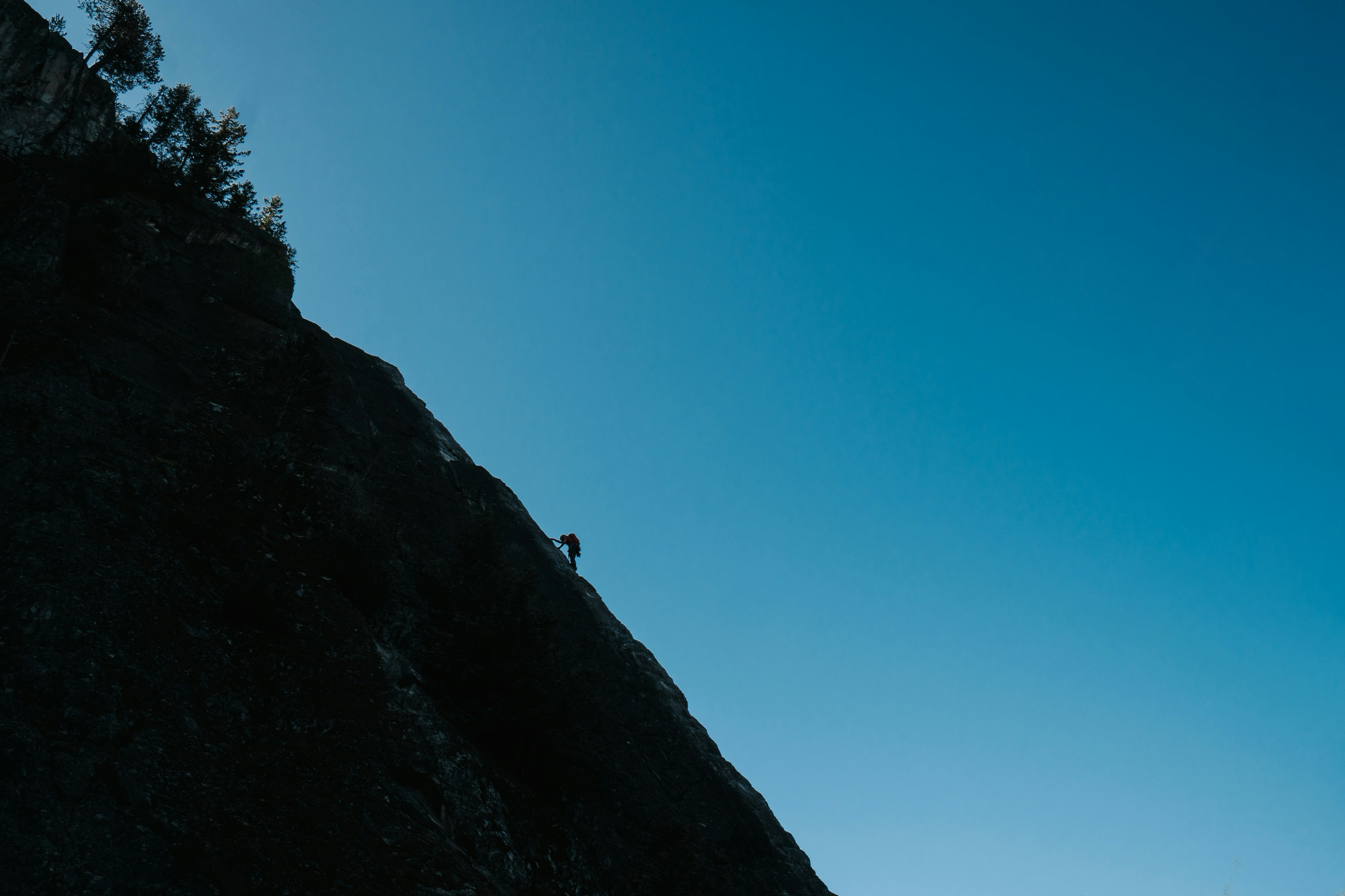 ZWYŻKA - USŁUGI PODNOŚNIKIEM KOSZOWYM SŁAWOMIR SZELEZIN