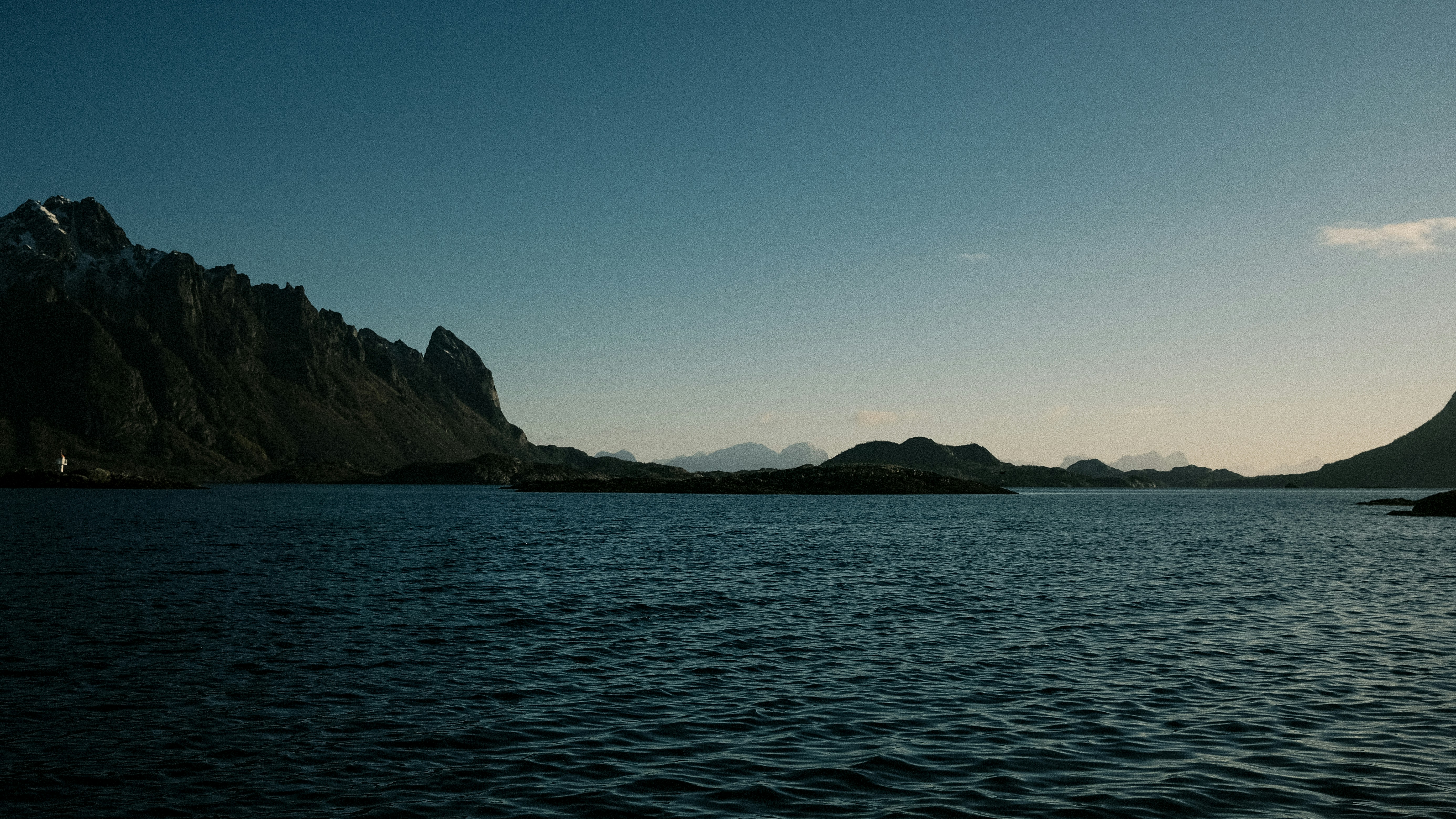 Photo by andreassvarholt