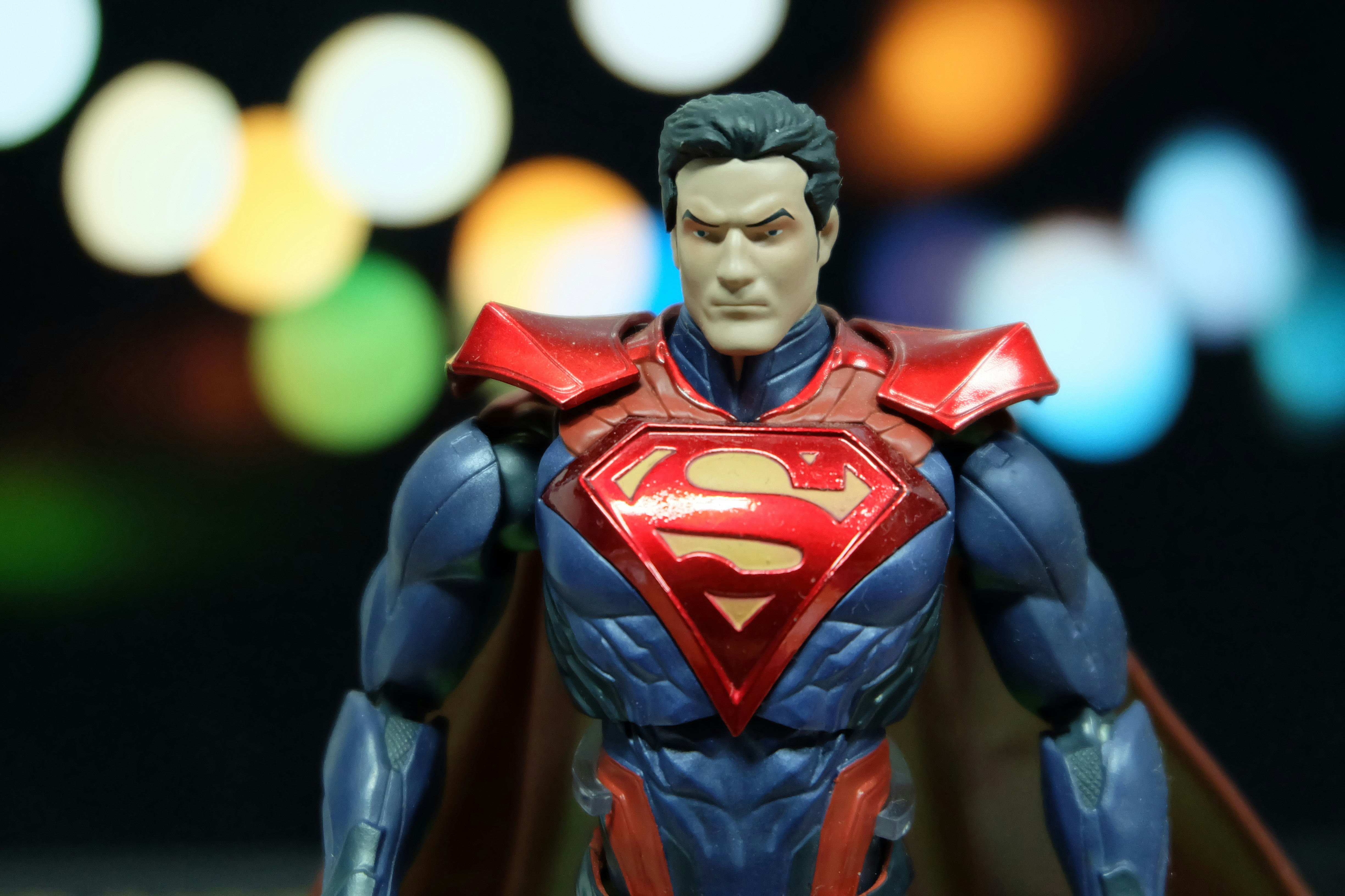 Eine Nahaufnahme einer Superman-Actionfigur