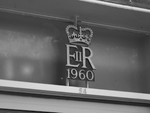 Symbolic image showing a timeline highlighting 13 years of service