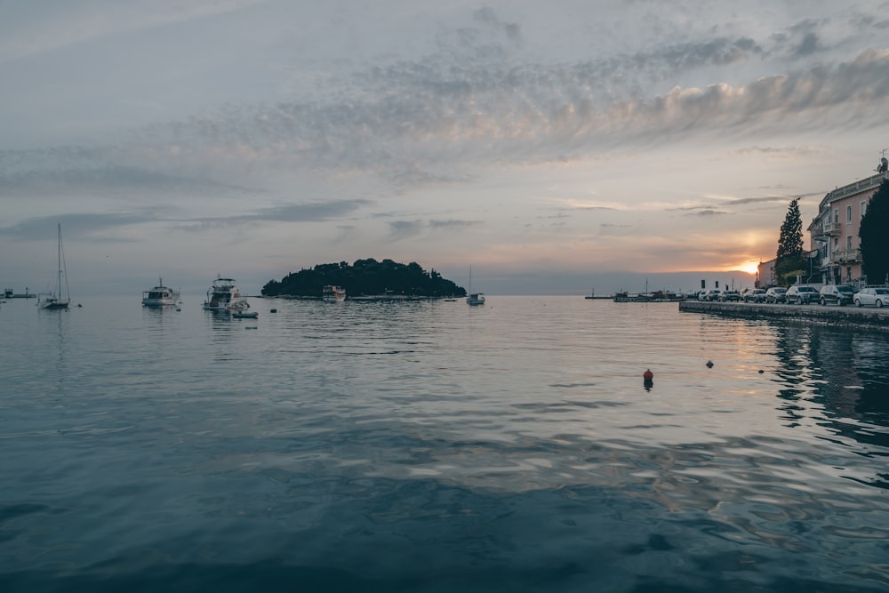 a body of water that has boats in it