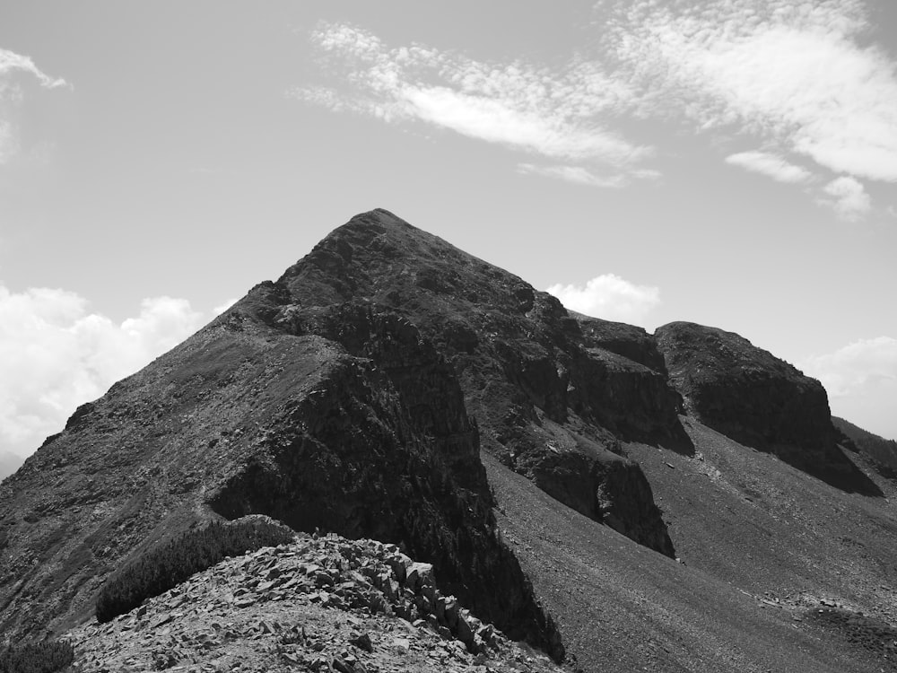 a black and white photo of a mountain