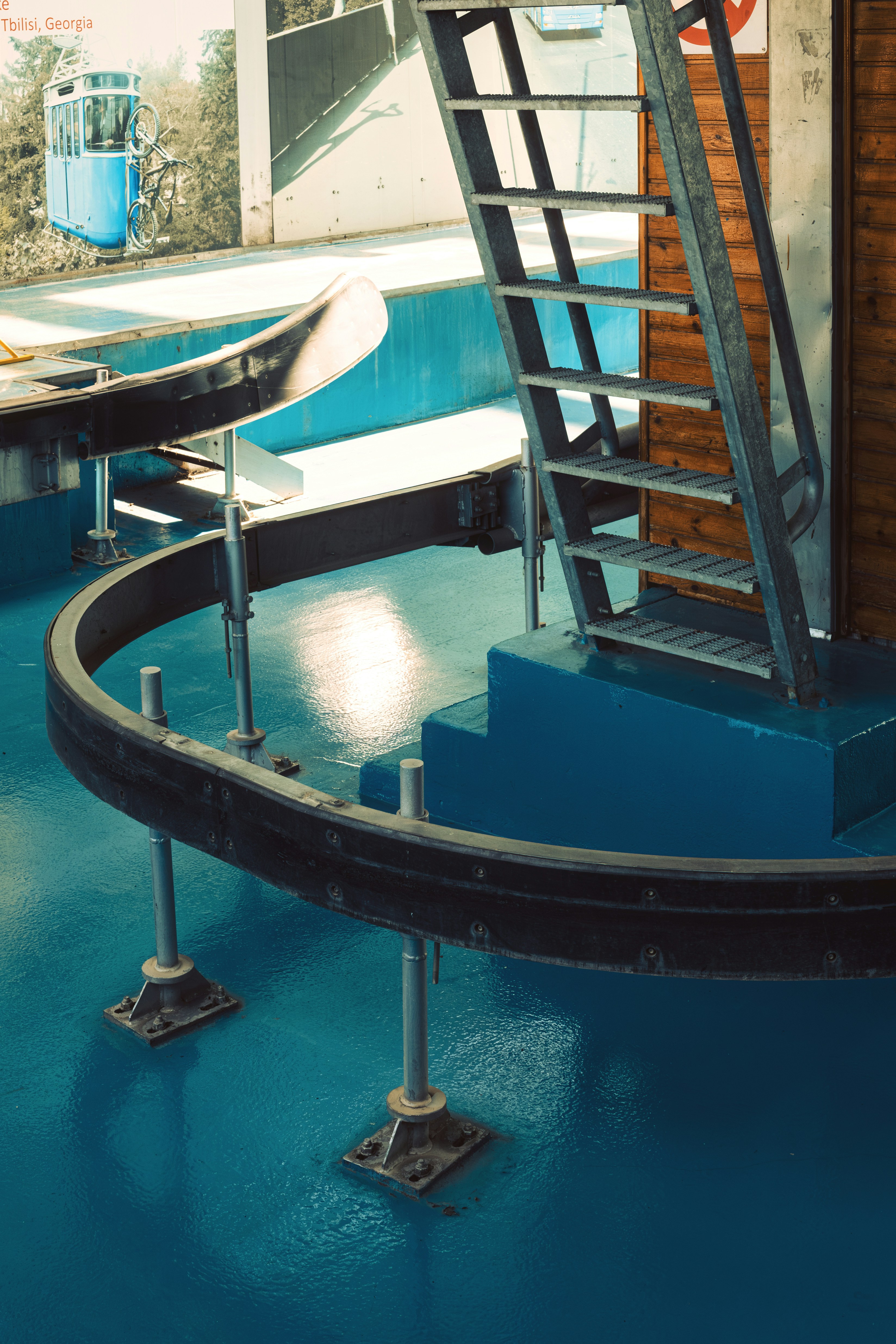 Fiberglass-lined pool structure and fabrication work