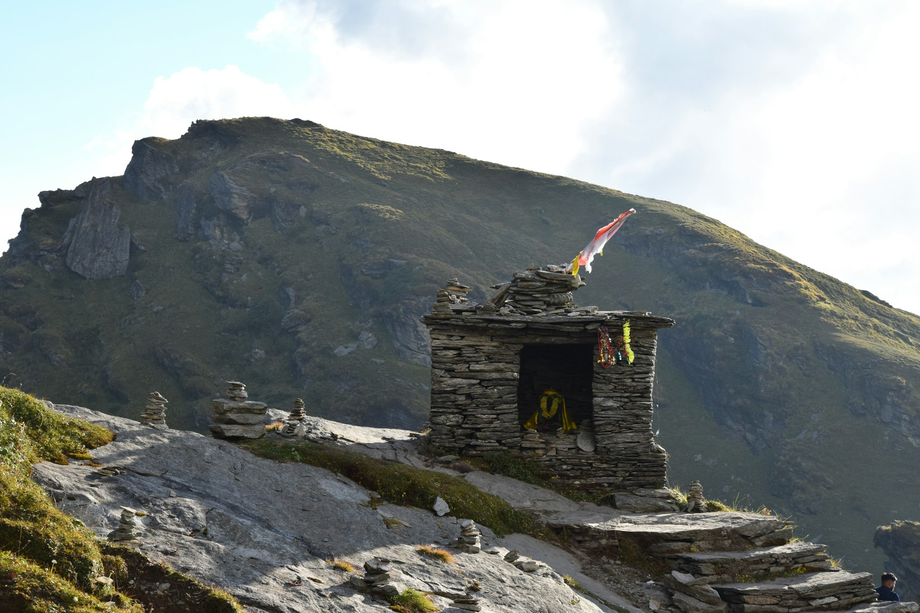 Surkanda Devi Temple, Garhwal — Uttarakhand