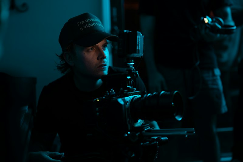 Quay B-roll chi tiết cho video ngắn content creator