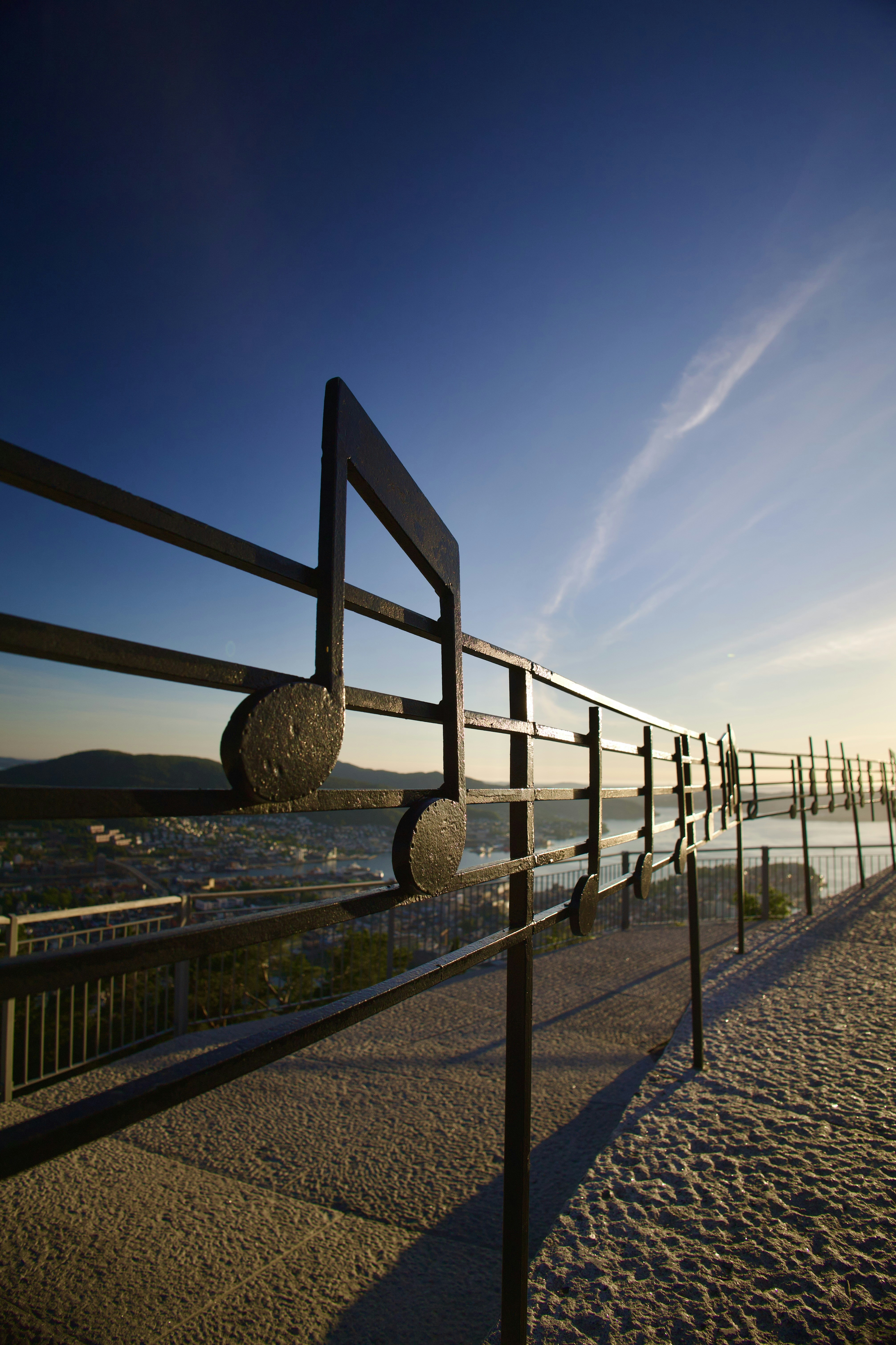 Photo by stockbirken