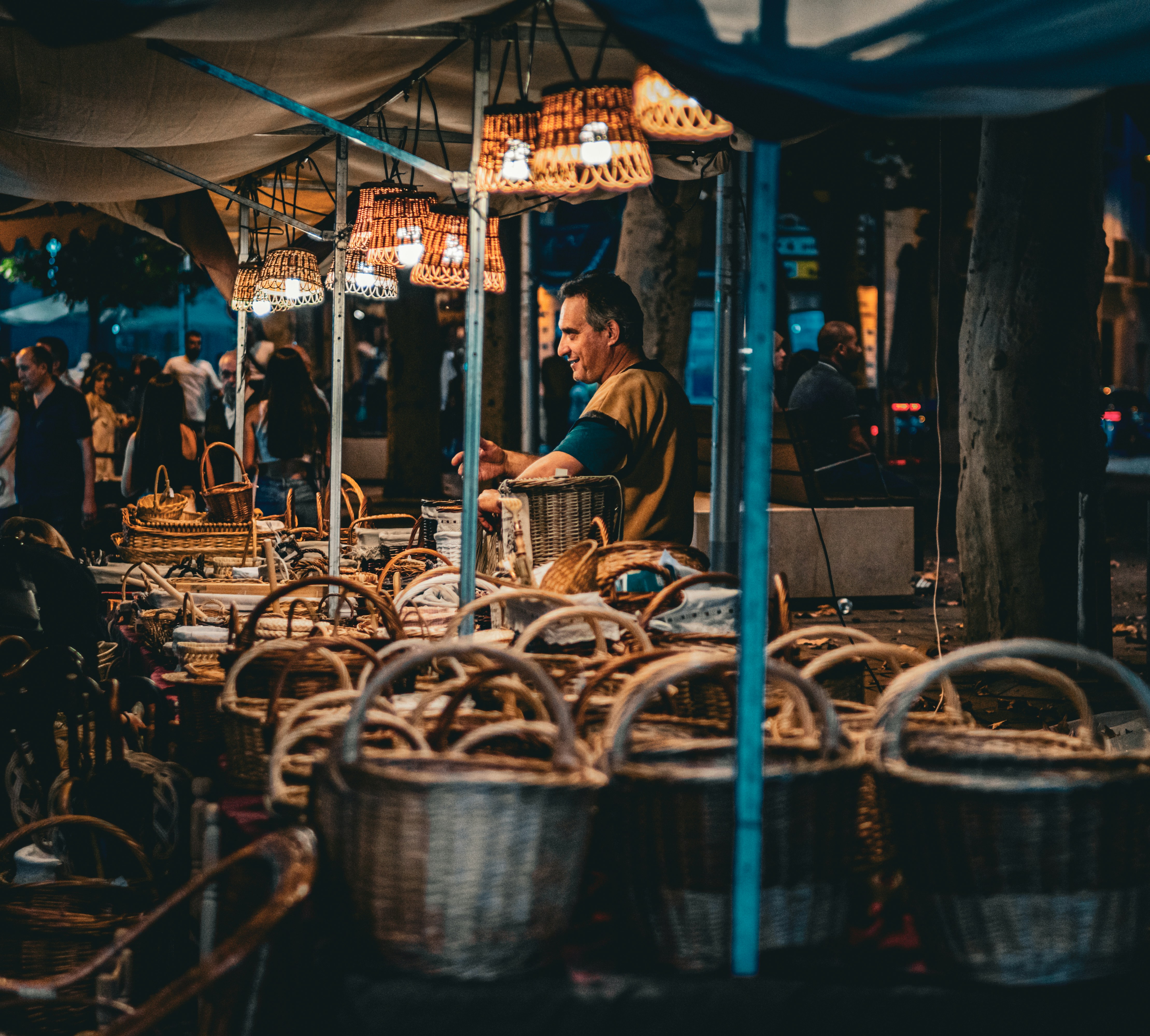 Trade and Economics: Building Connections (image credits: unsplash)