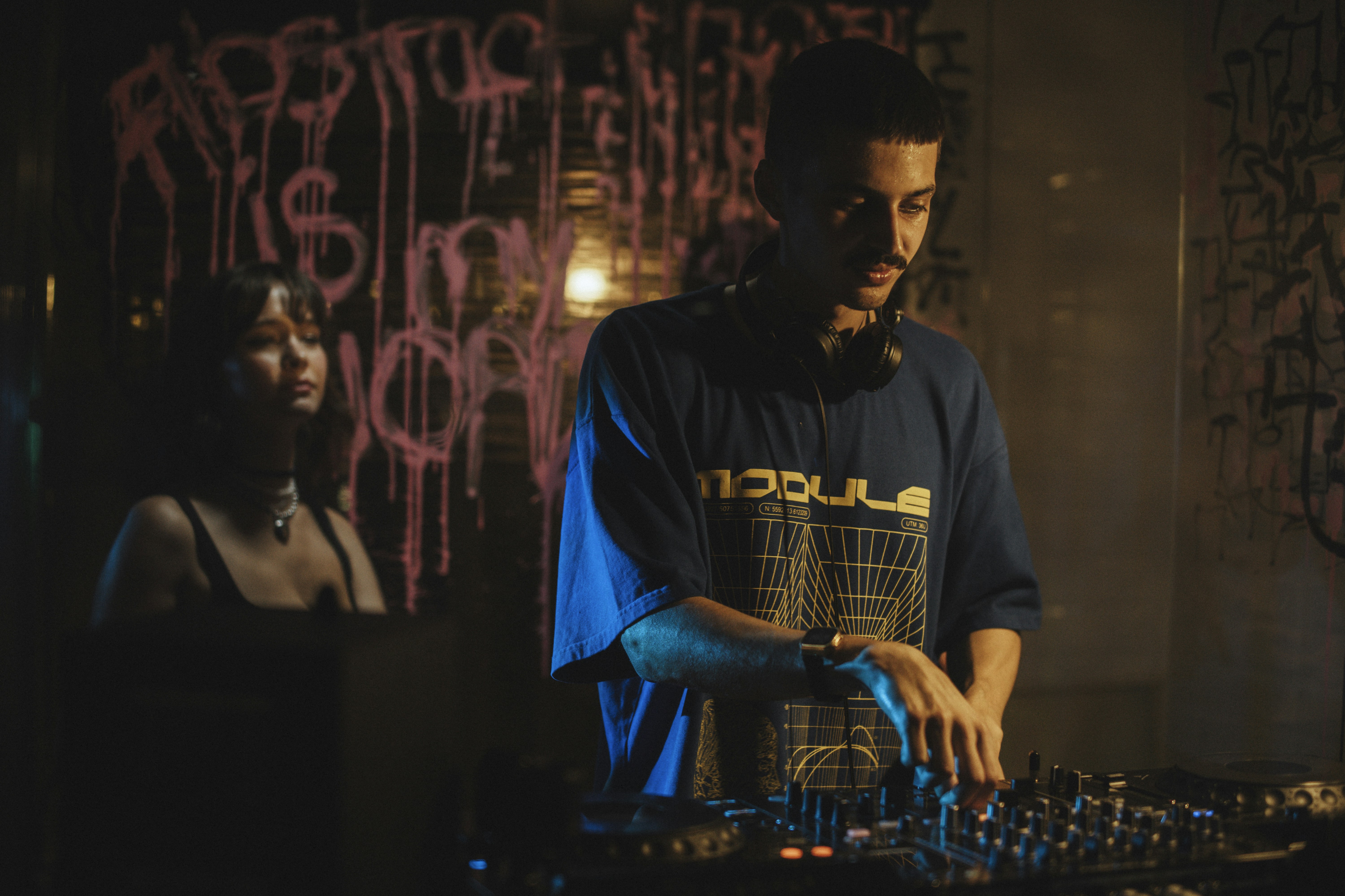 Image de Top 5 DJs afro-house à Toulouse pour dynamiser vos événements d'entreprise