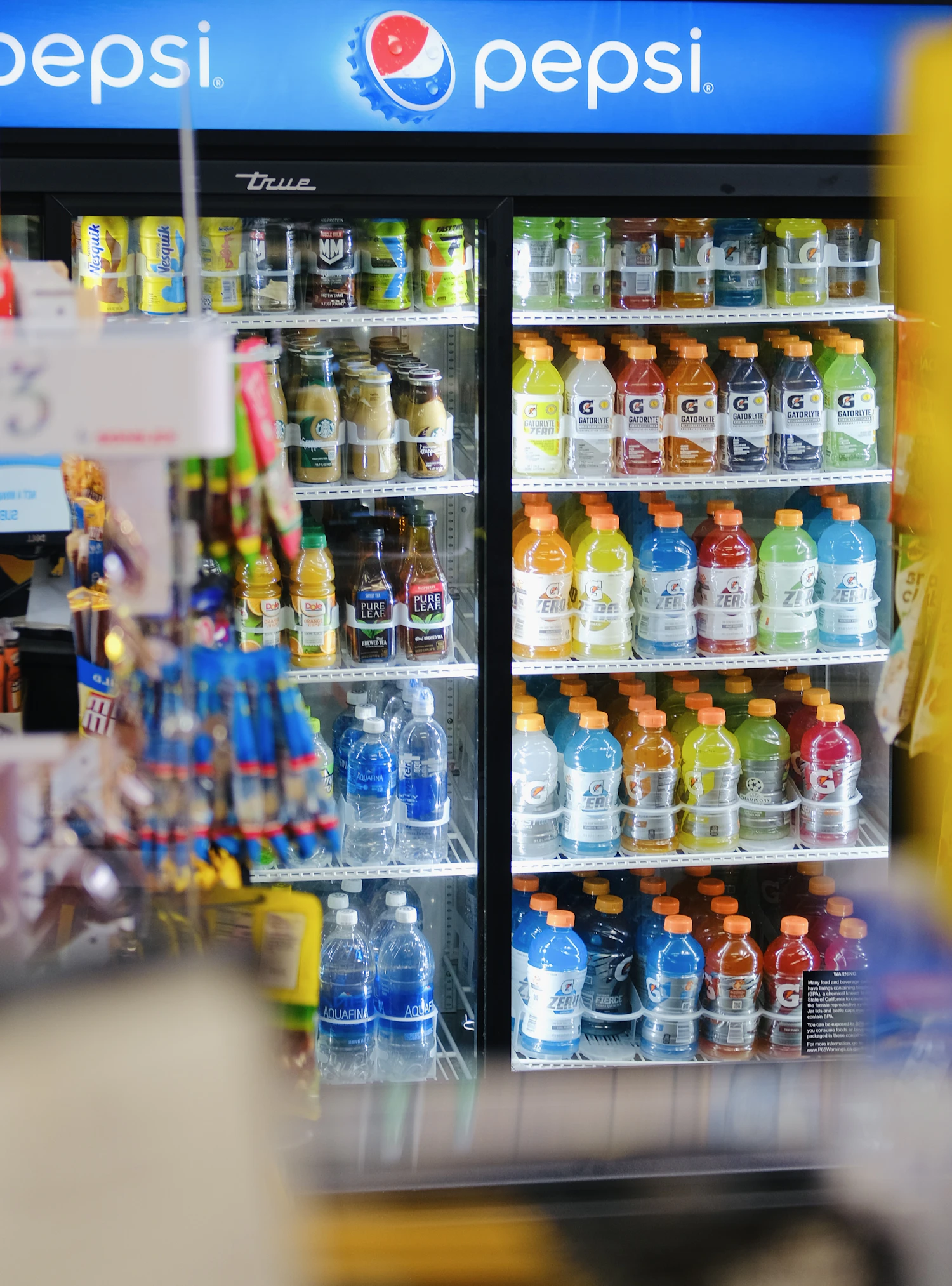 Refrigerated drinks storage