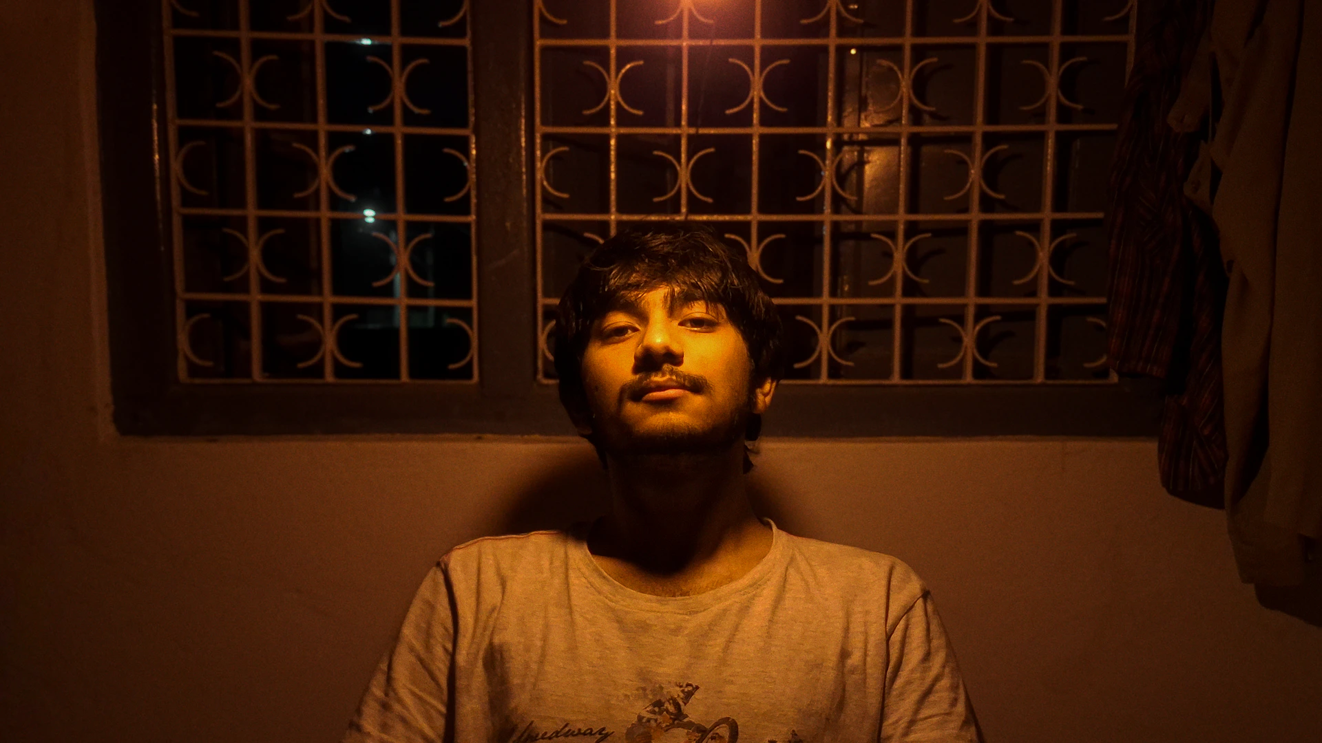 black and white bed linen