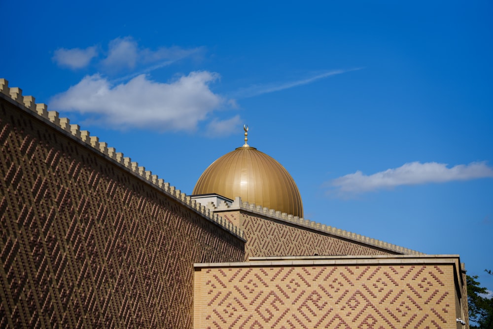 a building with a dome on top of it