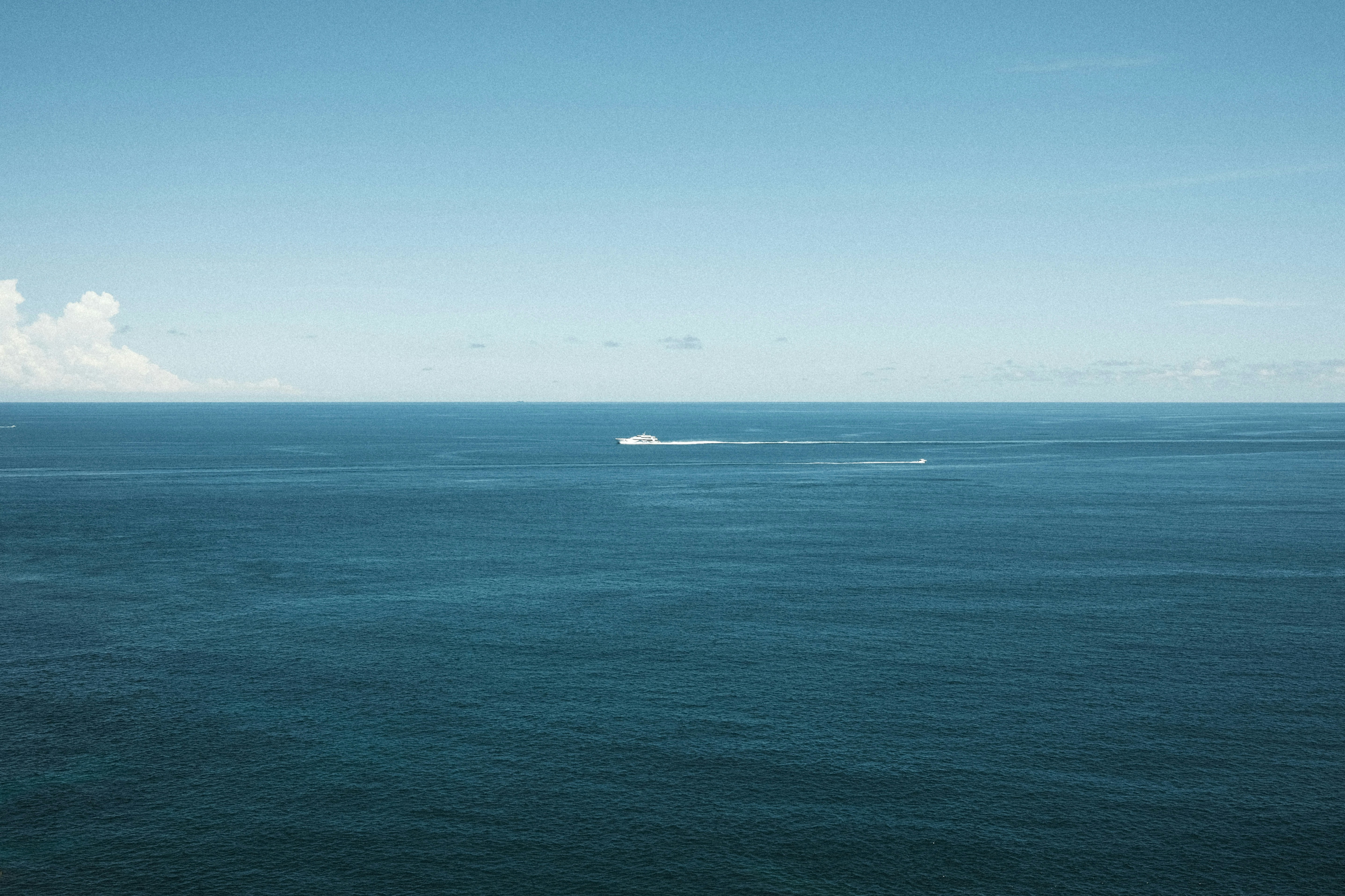 マリノス ユニフォーム 背 番号