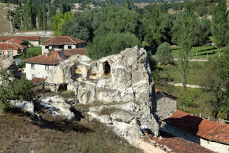 The rocky outcrop near the Coubisou house offering panoramic views of the surrounding nature.