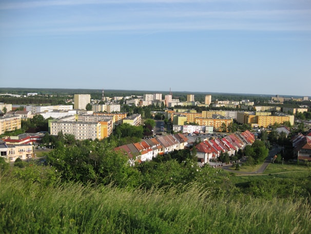 A panoramic view of Louga’s city center with bustling streets and local shops.