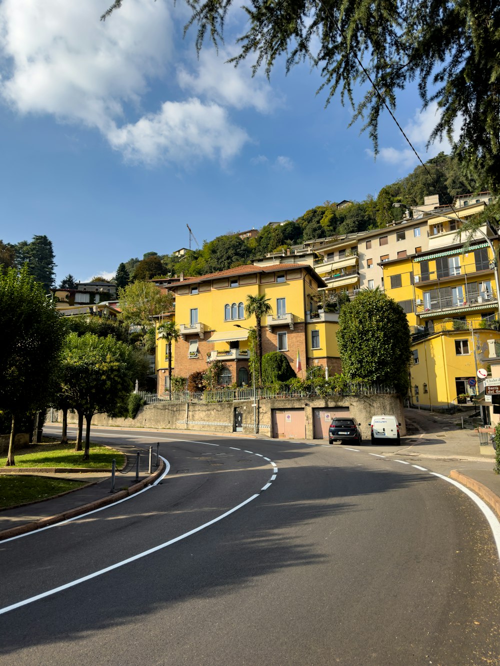 a street with a curve in the middle of it