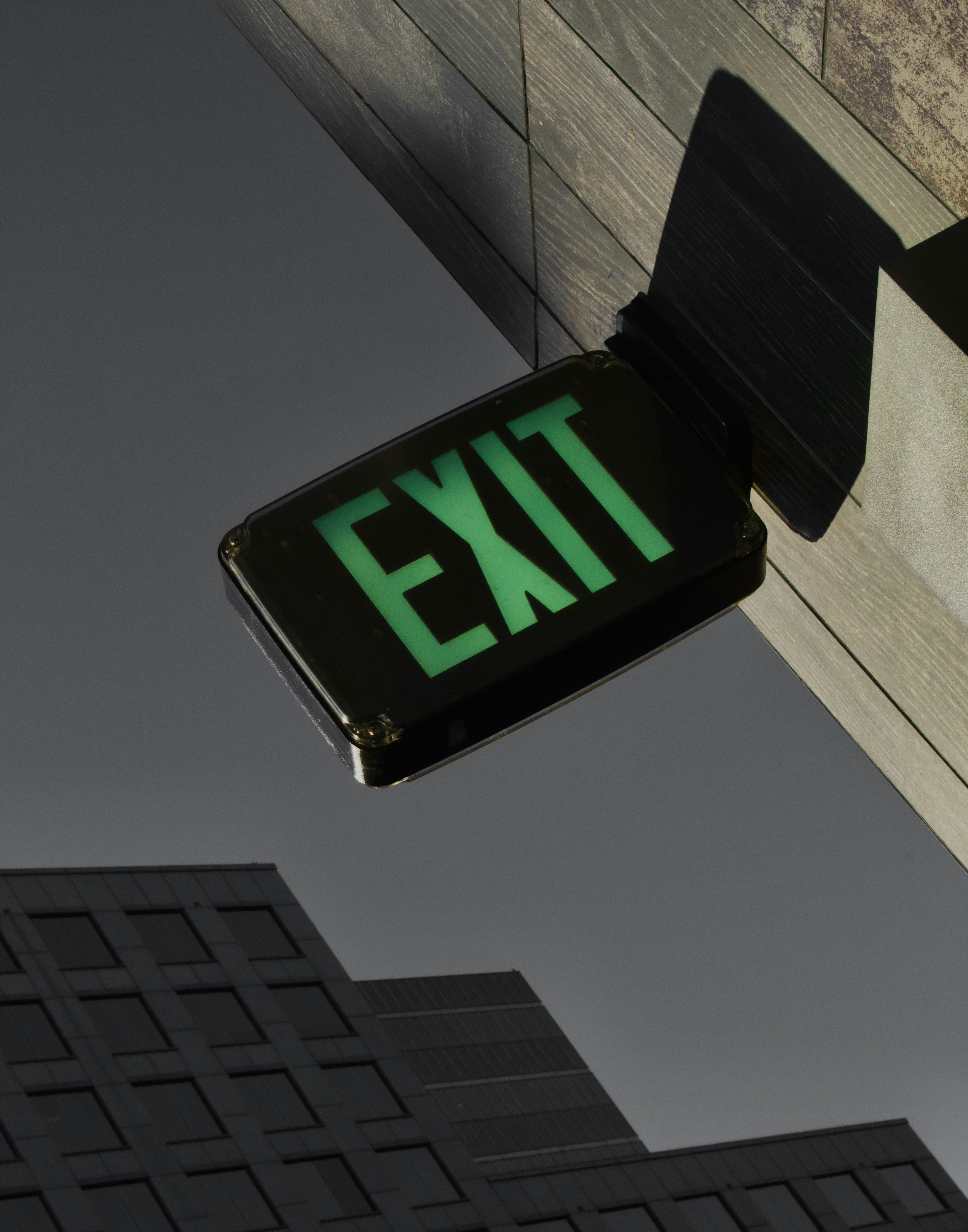 8번출구 스포일러 차단 예방법 관련 이미지2