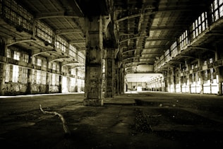 an old building with a lot of windows