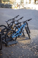 a bunch of bikes that are sitting on the ground