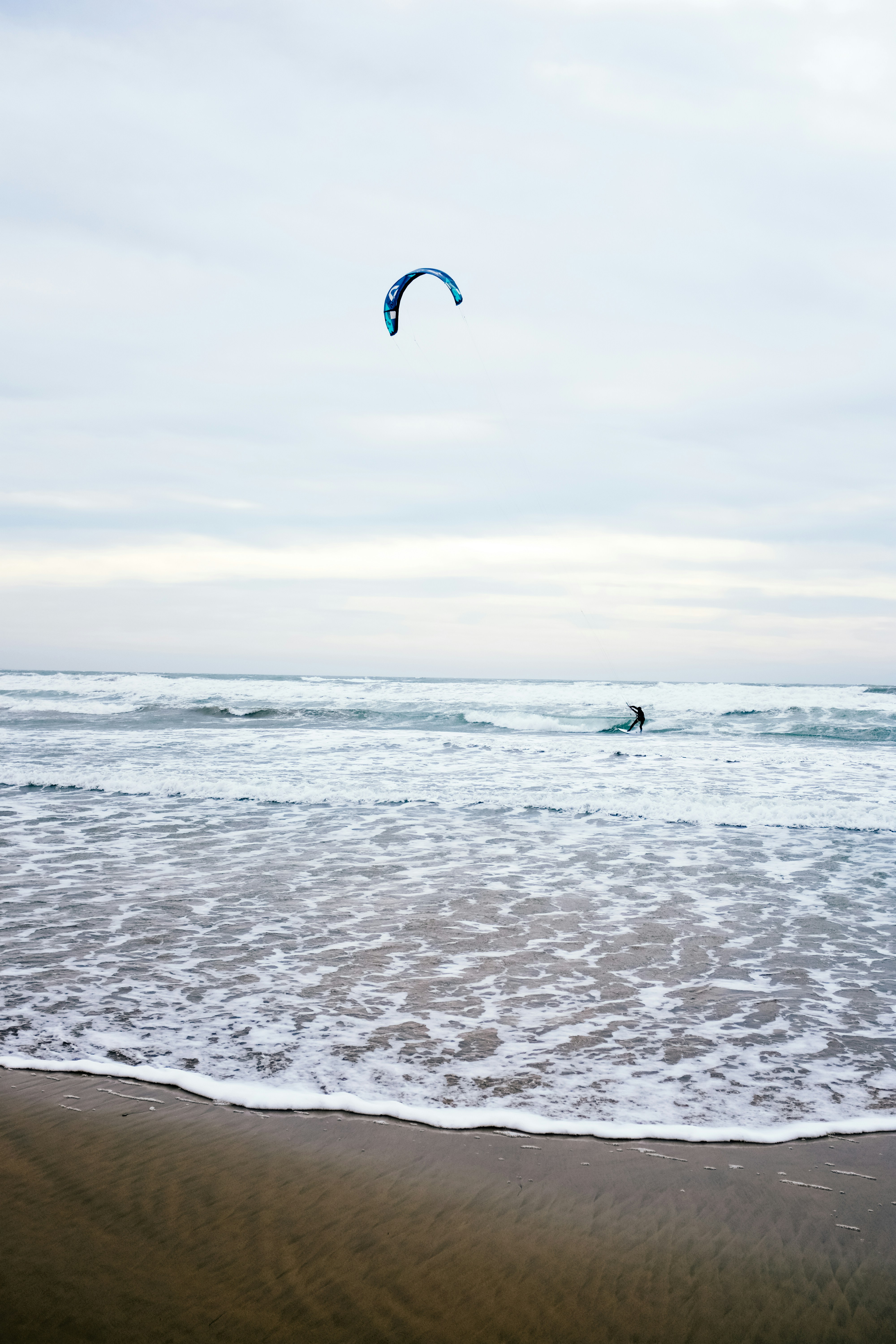 Photo by adrienolichon