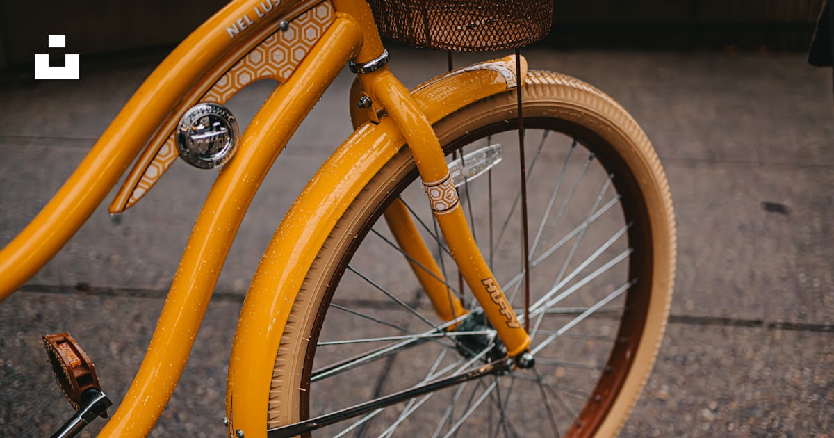 Huffy nel lusso women's cruiser yellow hot sale