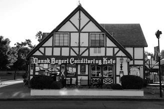 Black and white themed website for a small artisan bakery