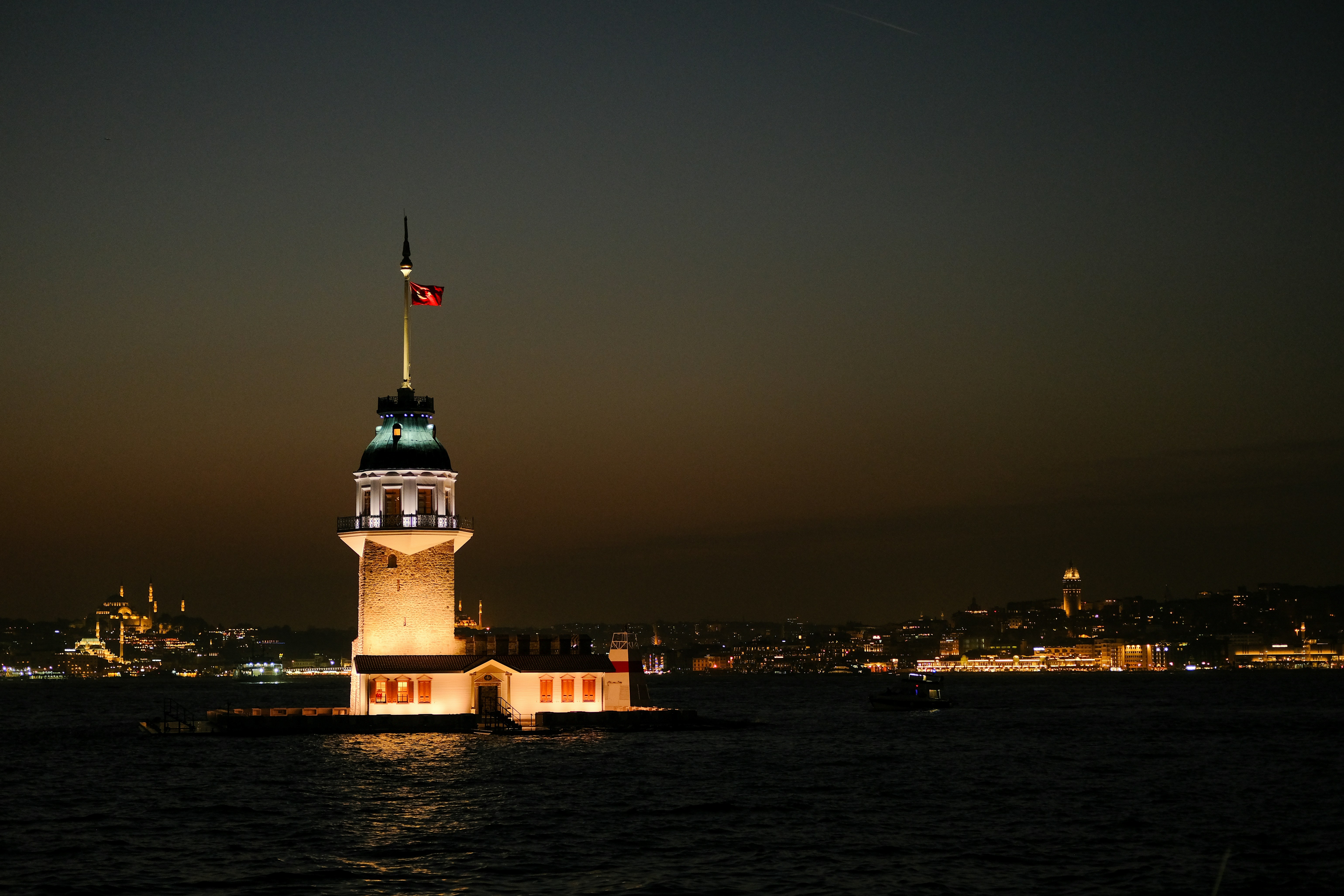 İstanbul’un Bazı İlçelerinde Planlı Elektrik Kesintileri Bugün Başlıyor - Yaşam haberi görseli