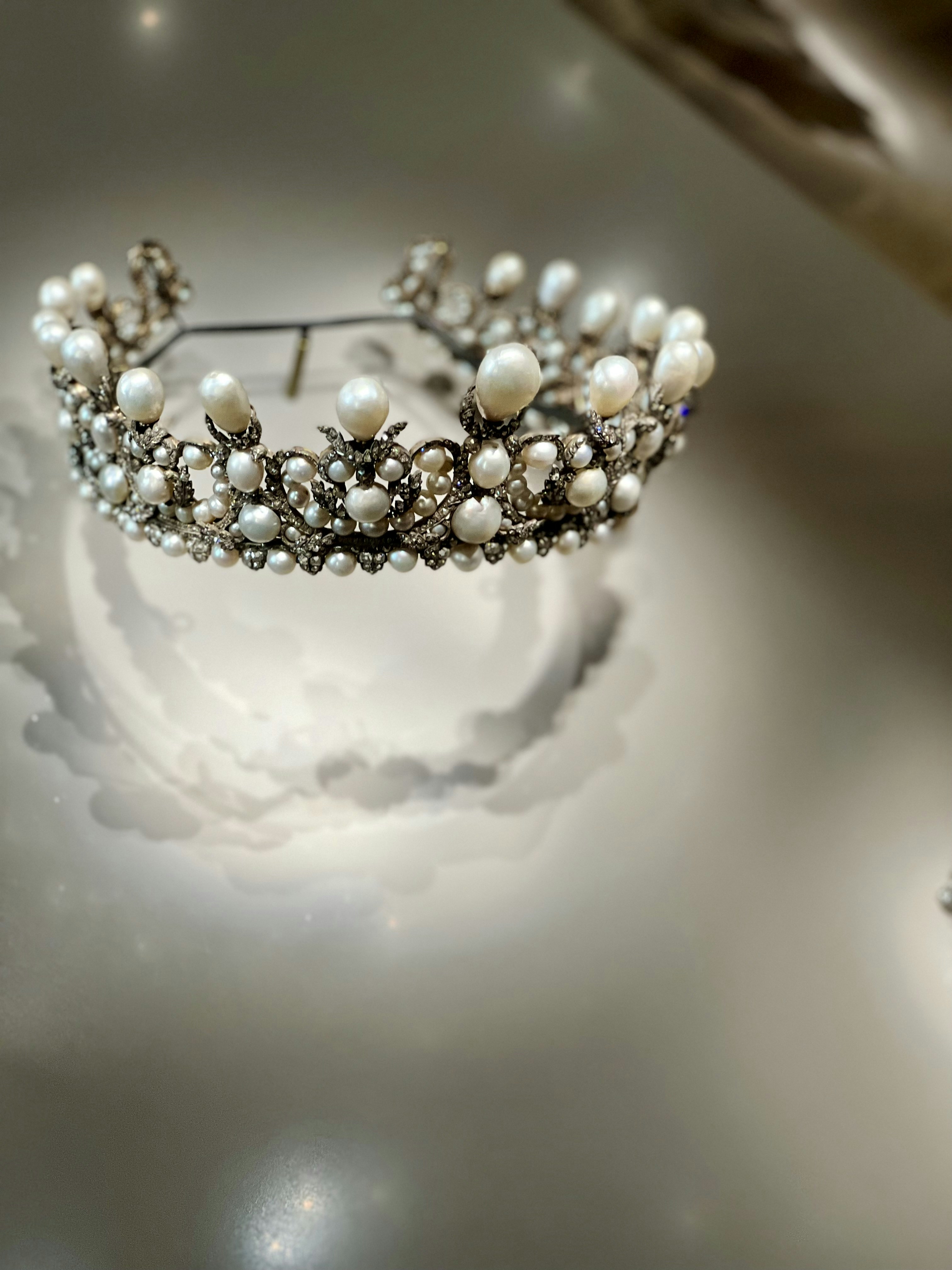 Elysian Pearl Tiara