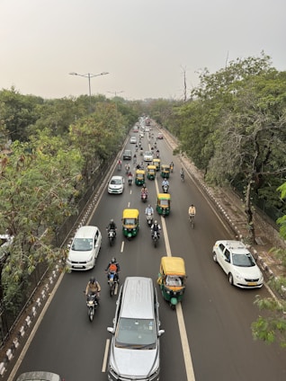 a city street filled with lots of traffic