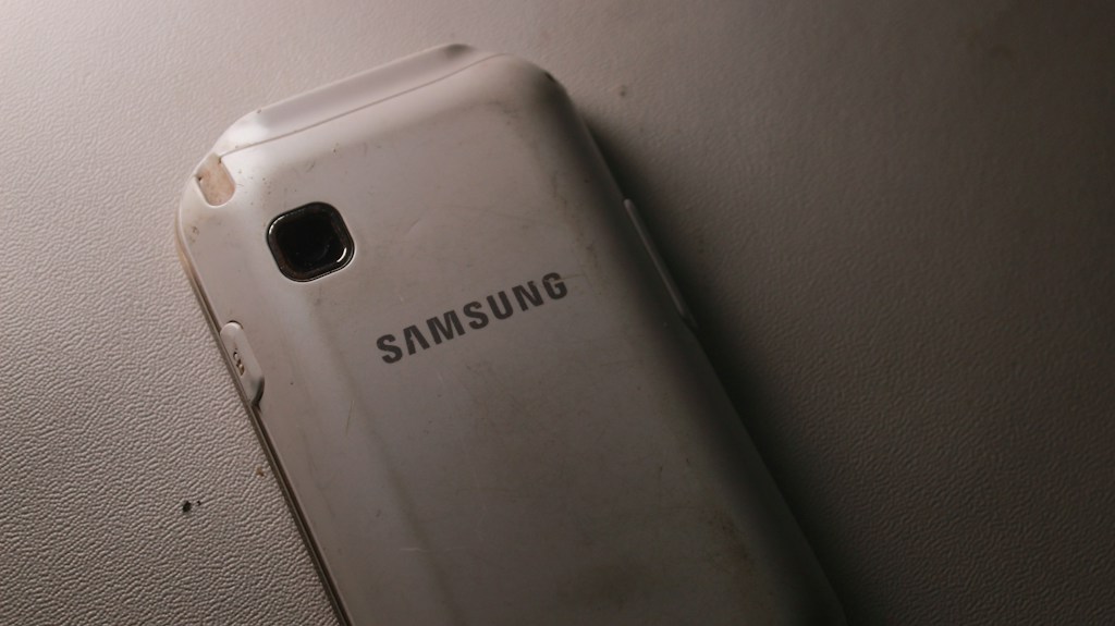 Refurbished Galaxy S22