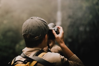 Best Cameras for Hiking â Lightweight Options