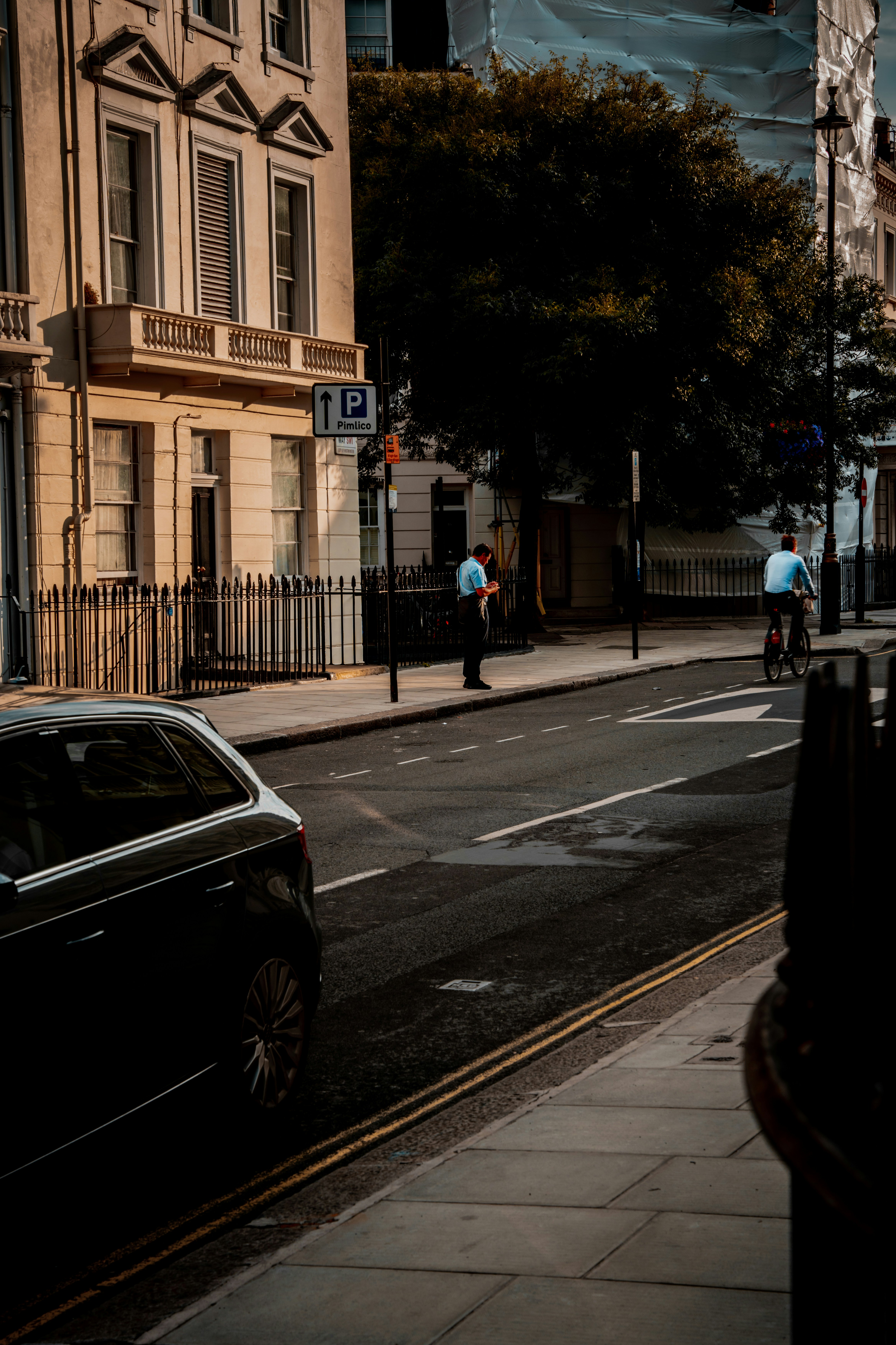 Photo by winstontjia