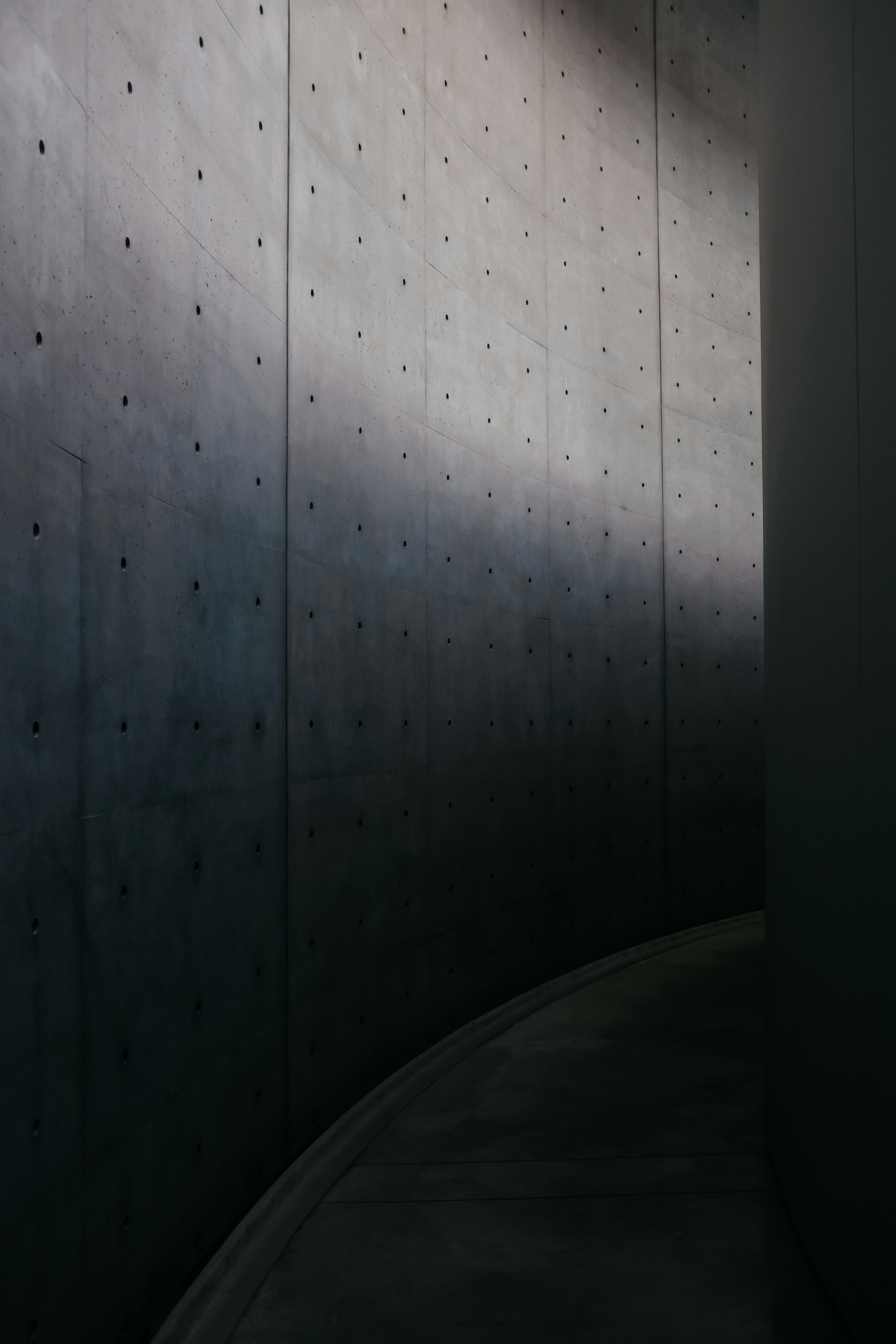 Photo by adrienolichon