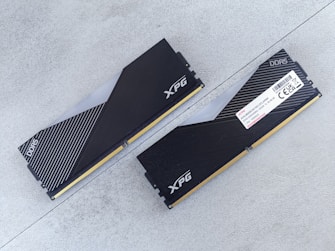 a pair of xfx radeon rx 4800 and rx