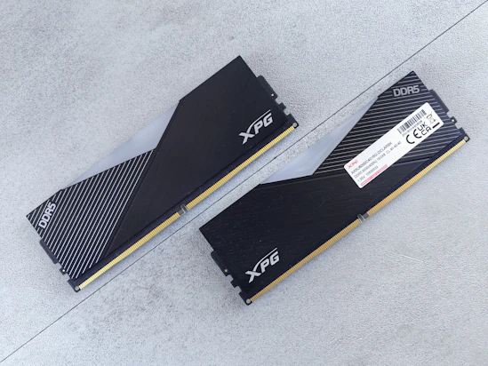 a pair of xfx radeon rx 4800 and rx