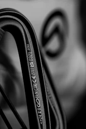 a black and white photo of a pair of scissors